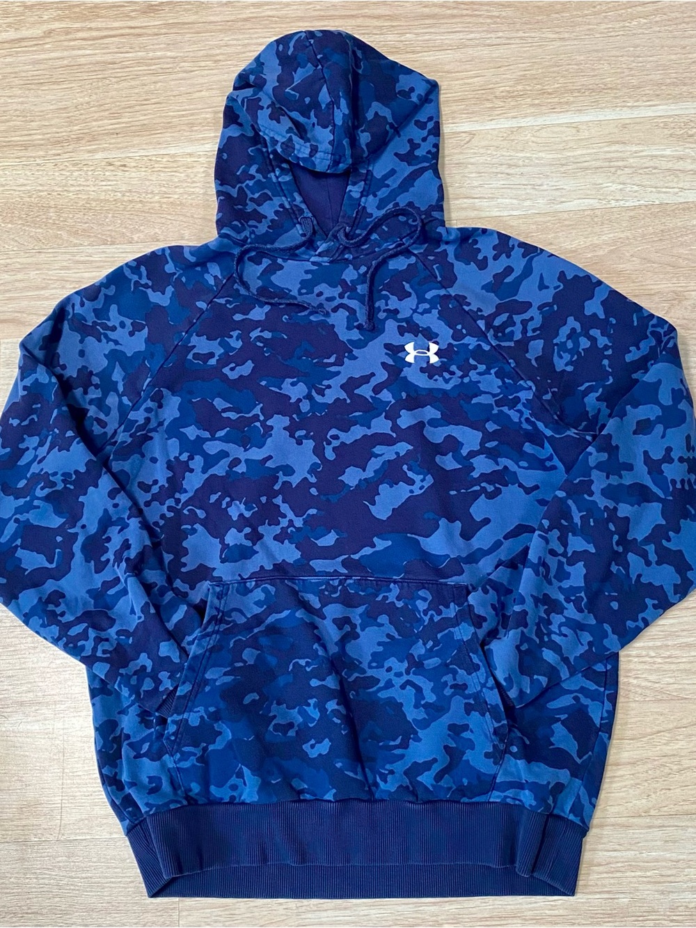 Under Armour Hoodie Men’s Medium Blue Camo Camouflage Pullover Sweatshirt Top